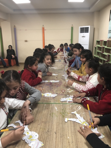 Gaziantep'in Çocuk Kütüphanelerinde Karagöz ve Hacivat Oyunları Sergilendi. ( 17 Nisan 2019 )