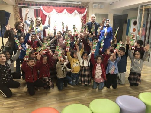 Gaziantep'in Çocuk Kütüphanelerinde Karagöz ve Hacivat Oyunları Sergilendi. ( 17 Nisan 2019 )